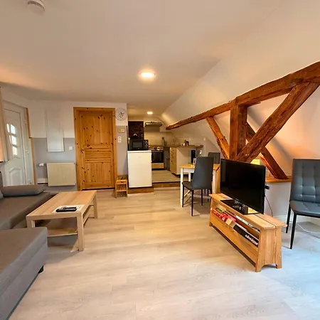 - Ruhige Lage, Free Wlan & Parken, Self Check-in, Smart-tv Apartman *